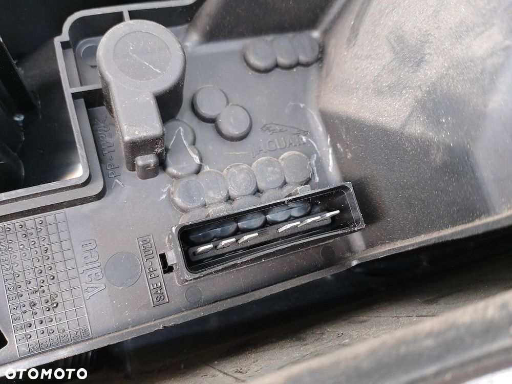 LAMPA TYLNA LEWA JAGUAR X-TYPE - 3