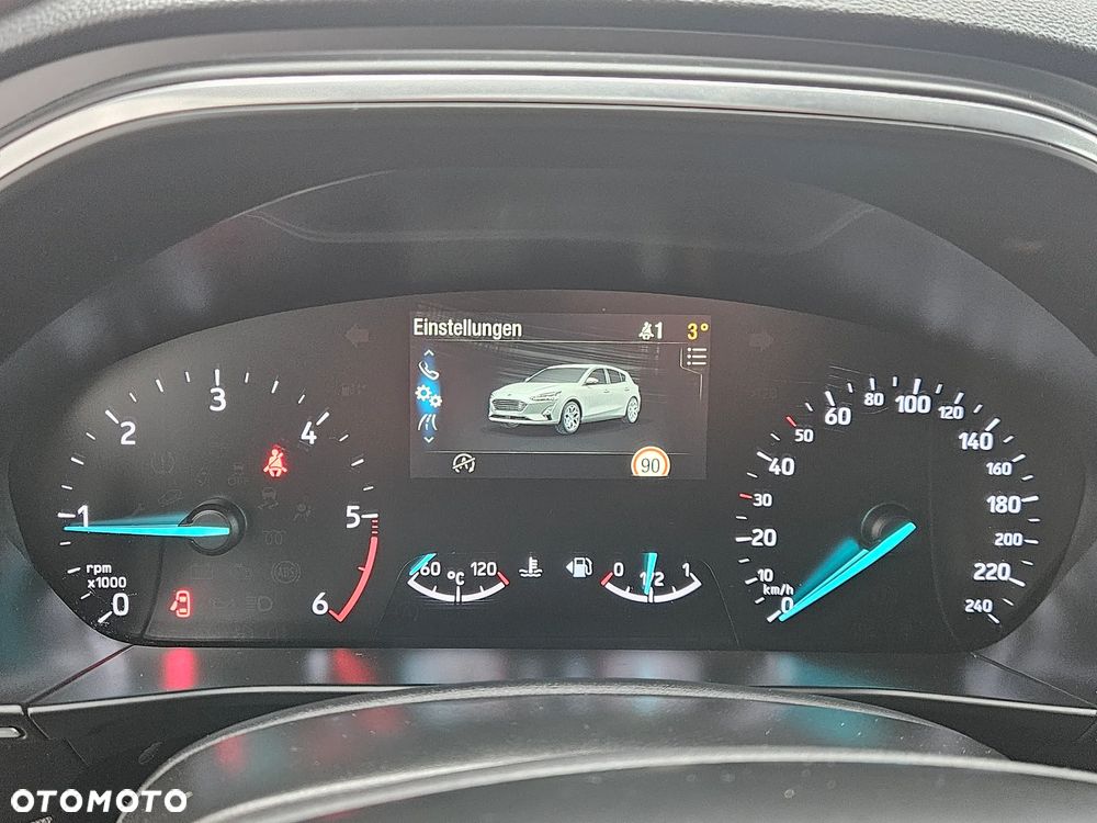 Ford Focus 1.5 TDCi DPF Start-Stopp-System ST-Line - 16