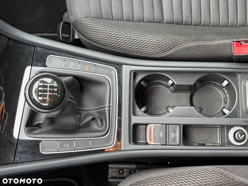 Volkswagen Golf 1.2 TSI BlueMotion Technology Cup - 10