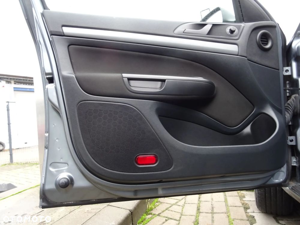 Skoda Octavia 1.6 Ambition - 25