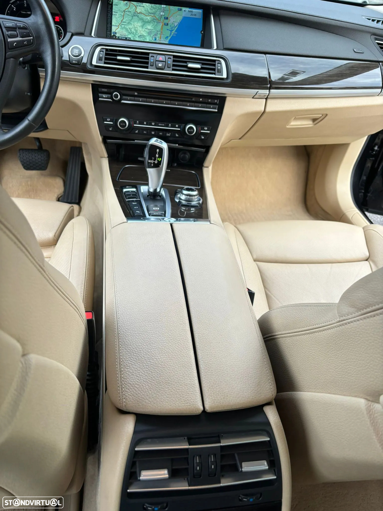 BMW 750 Ld xDrive - 26