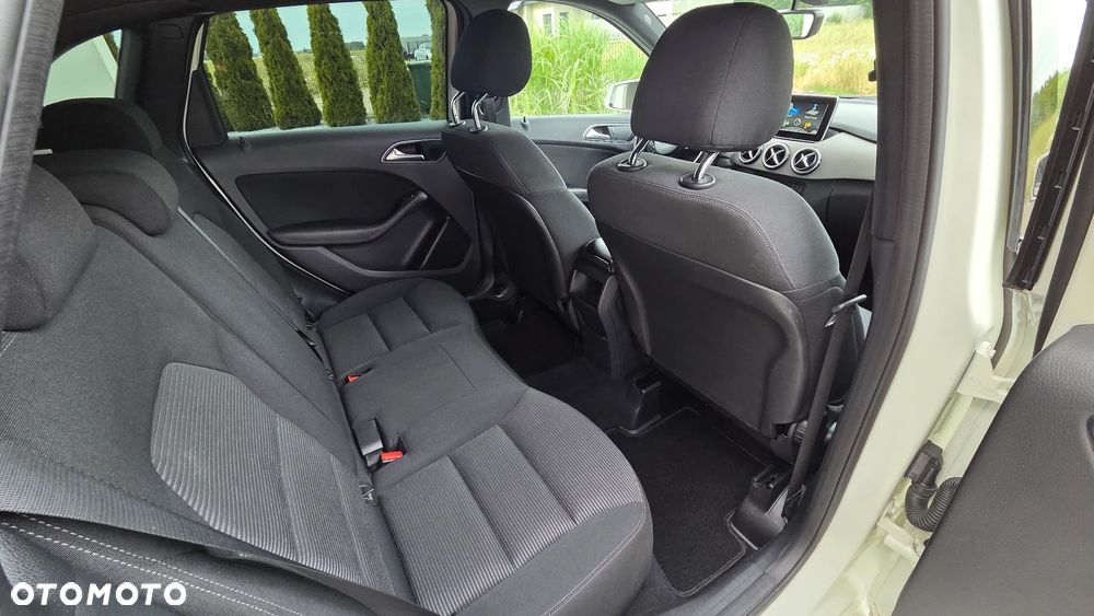Mercedes-Benz Klasa B 200 (BlueEFFICIENCY) 7G-DCT - 7
