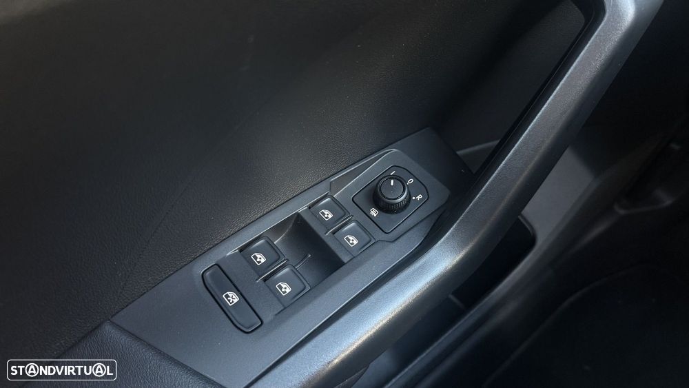 VW T-Cross 1.0 TSI Life - 24