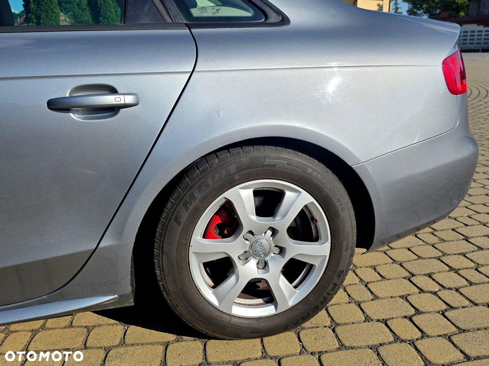 Audi A4 Limousine 2.0 TFSI quattro S line Sportpaket - 26