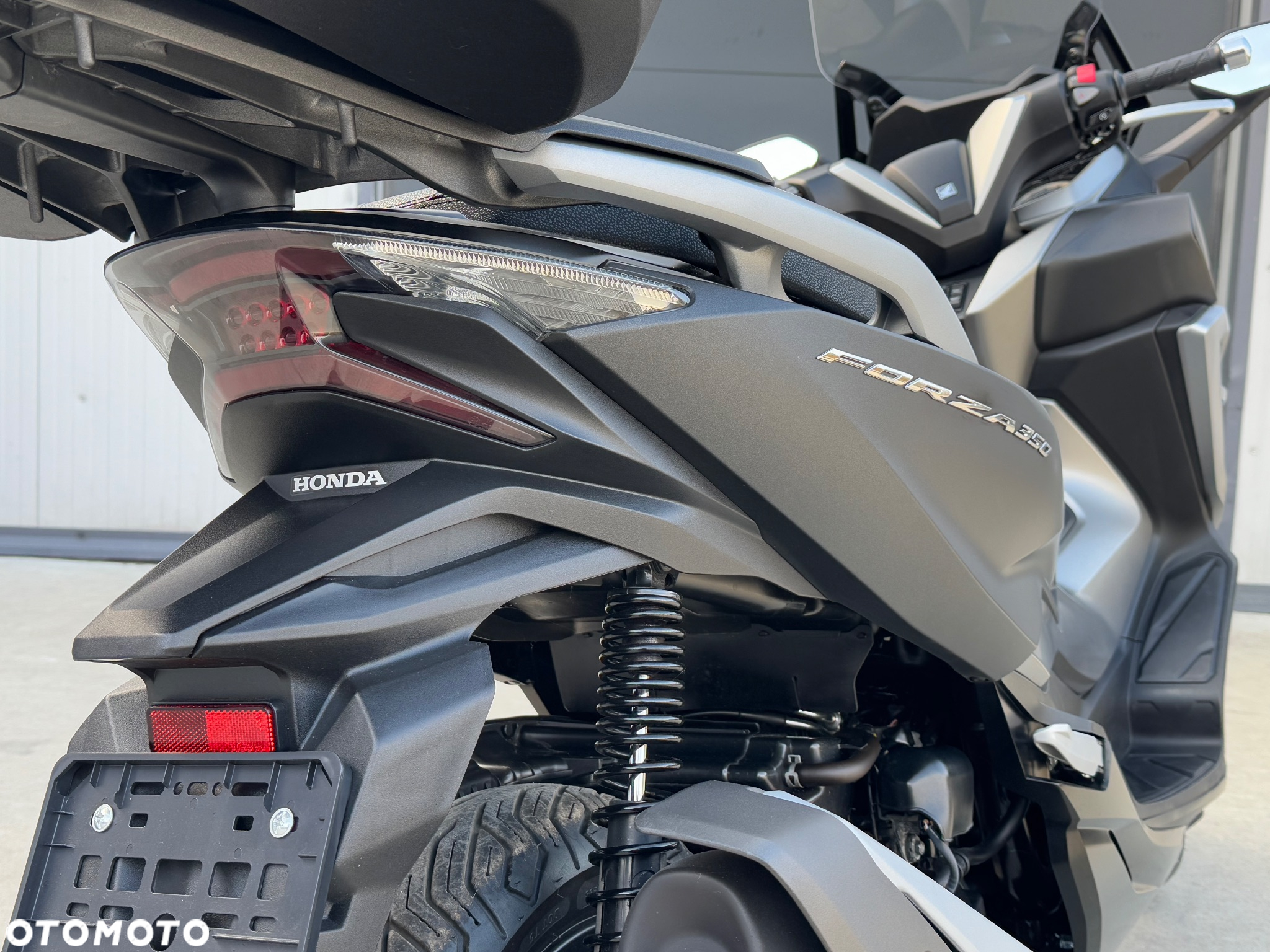 Honda NSS - 6