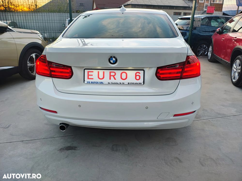 BMW Seria 3 320i Efficient Dynamics Edition Luxury Line - 19