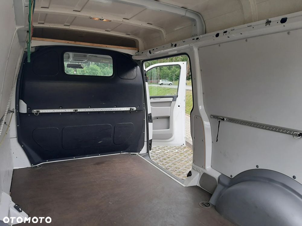 Volkswagen Transporter L2H2 4Motion - 13
