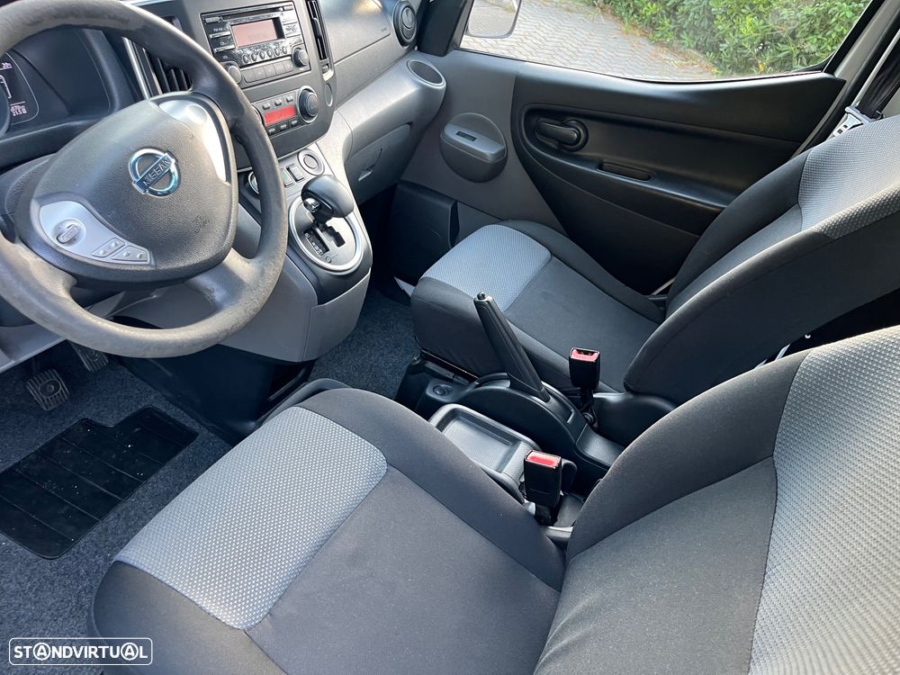 Nissan NV200 Combi - 19