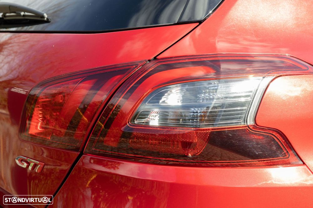 Peugeot 308 1.6 e-THP GTi - 10