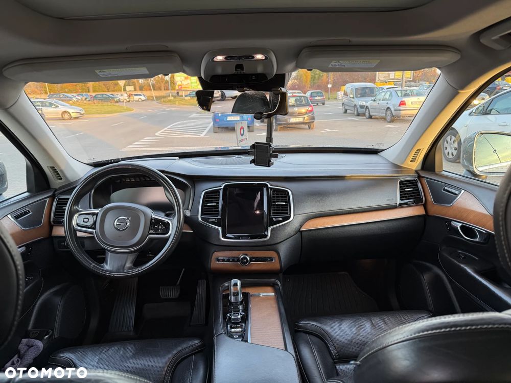 Volvo XC 90 T8 AWD Twin Engine Geartronic Inscription - 11