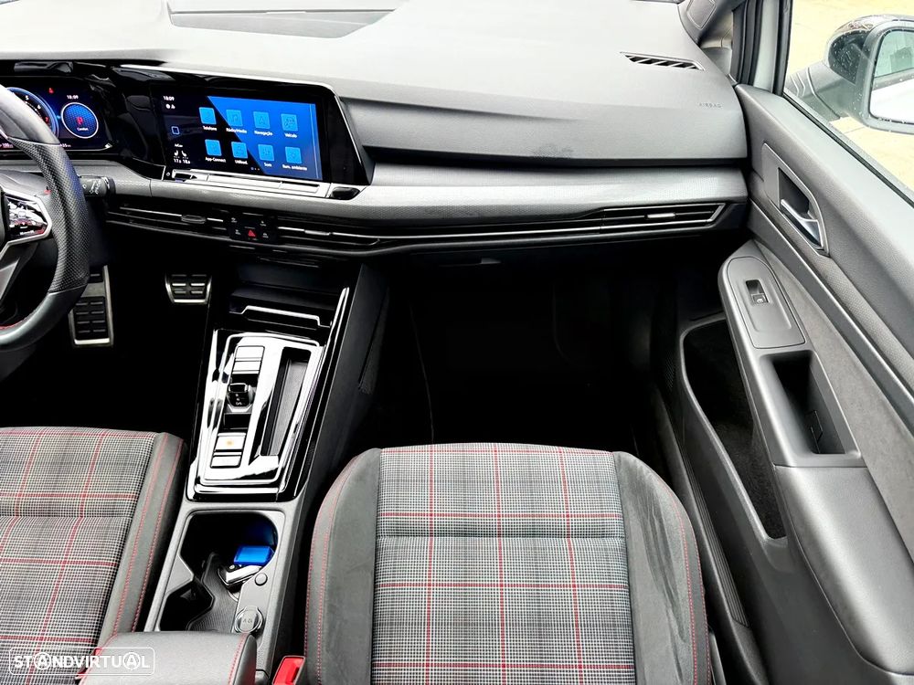 VW Golf 2.0 TSI GTI DSG - 11