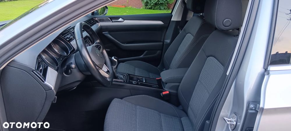 Volkswagen Passat 2.0 TDI EVO Business - 8