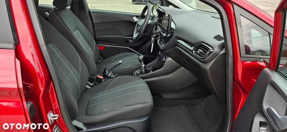 Ford Fiesta 1.0 EcoBoost S&S TITANIUM - 11