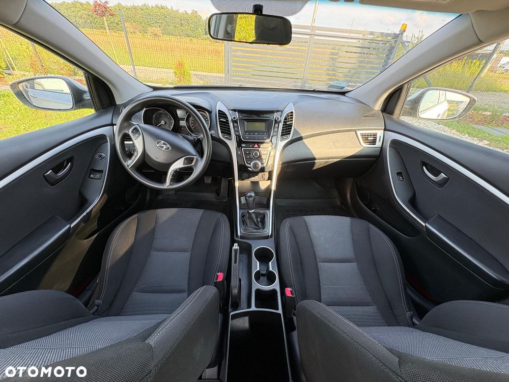 Hyundai i30 1.4 CRDi Classic + - 7