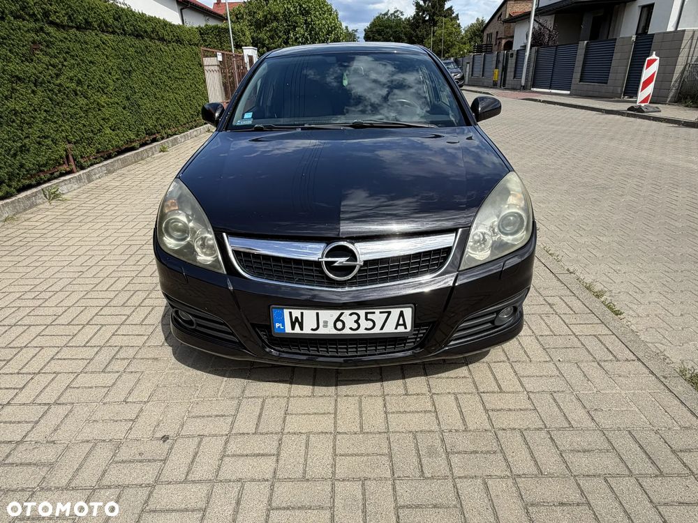 Opel Vectra 1.9 CDTI Sport / GTS - 2