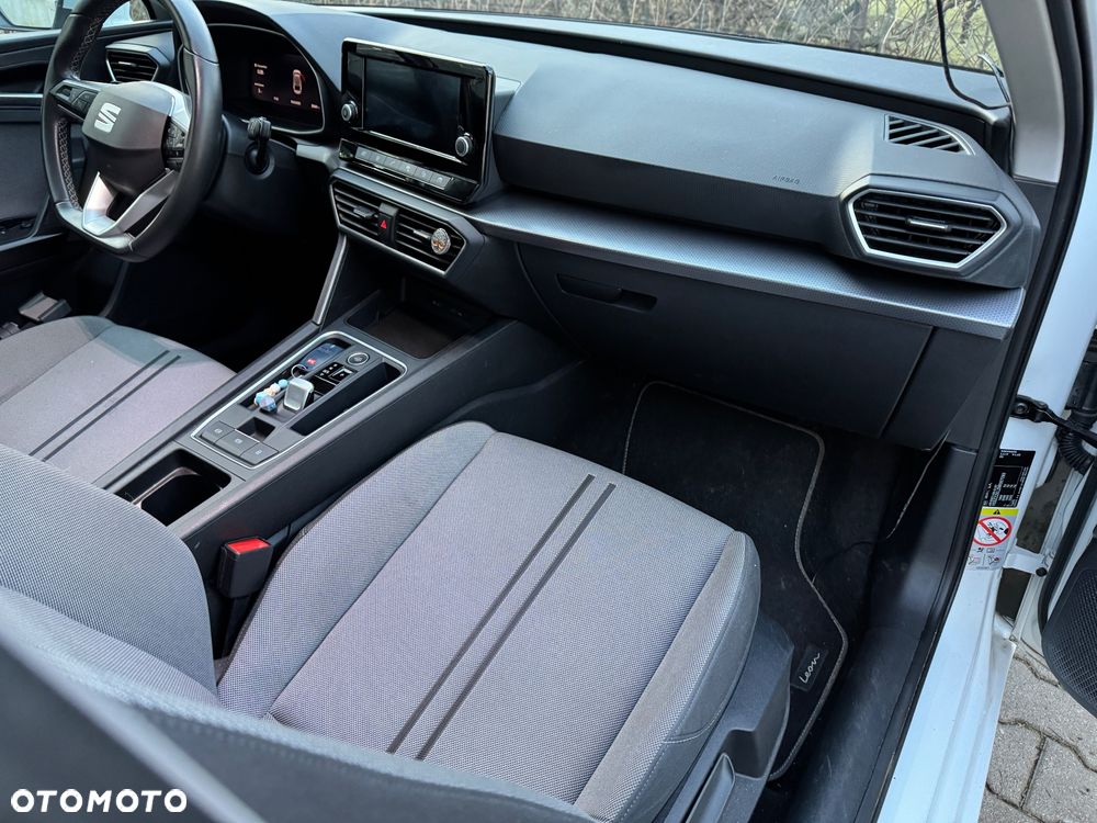 Seat Leon 1.5 eTSI Full LED DSG - 11