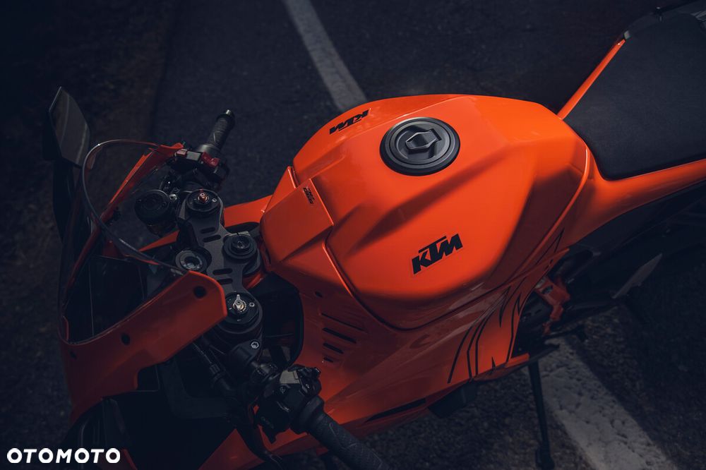 KTM RC 990 - 19
