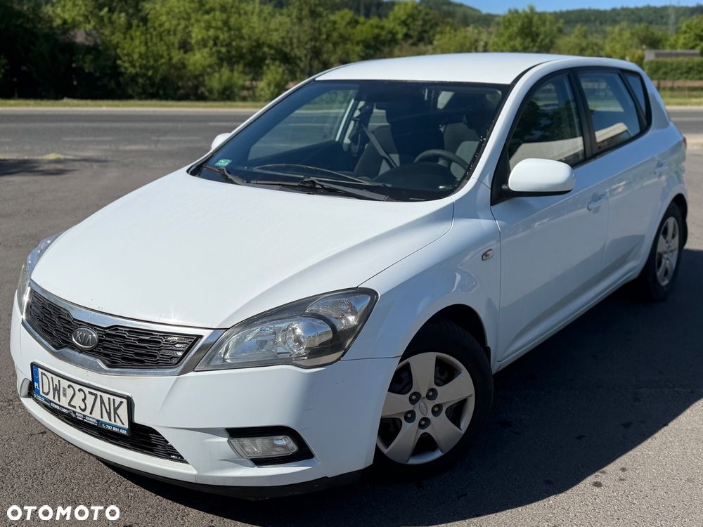 Kia Ceed 1.6 CRDi M - 1