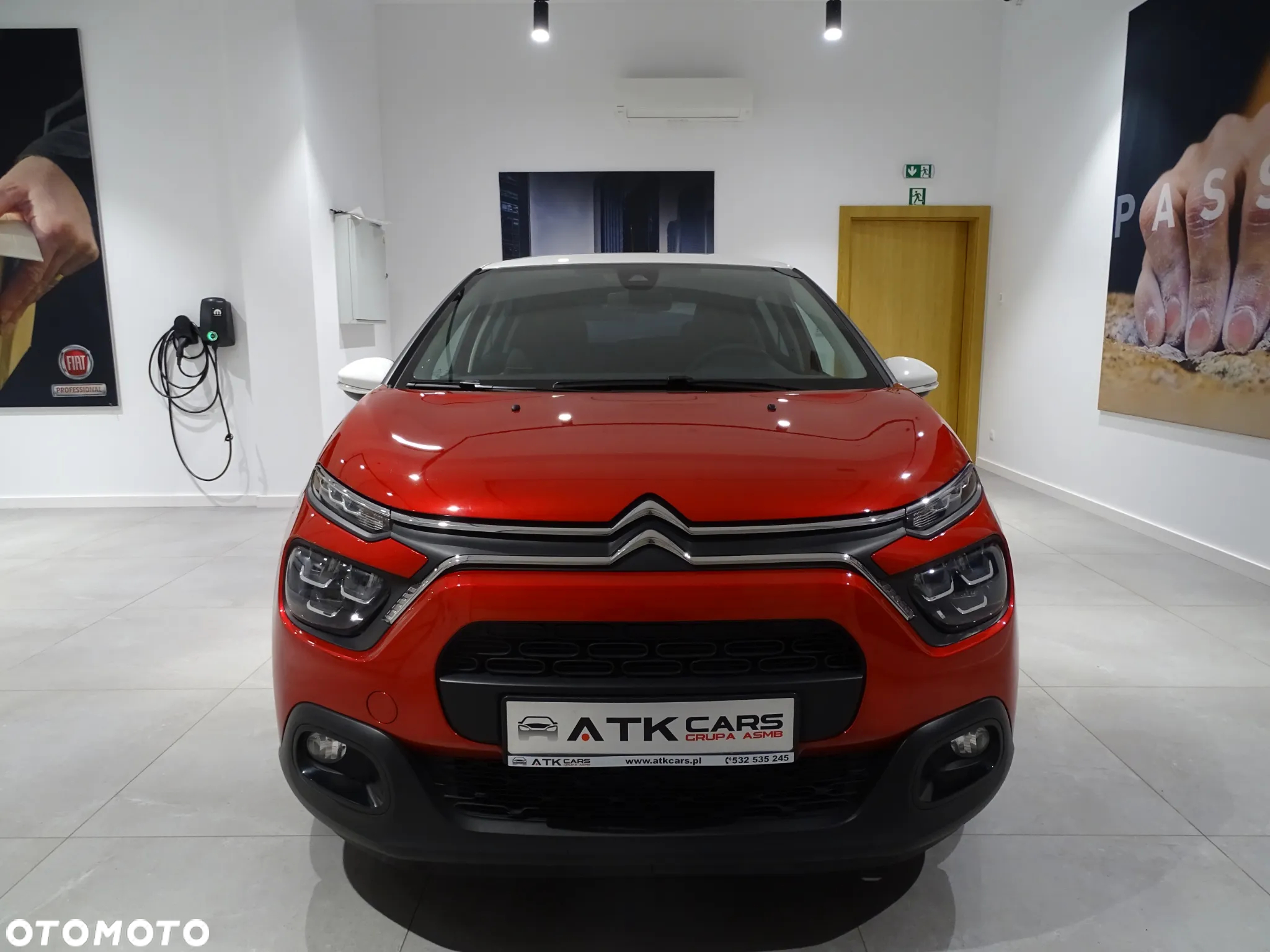 Citroën C3 1.2 PureTech Shine EAT6 - 2