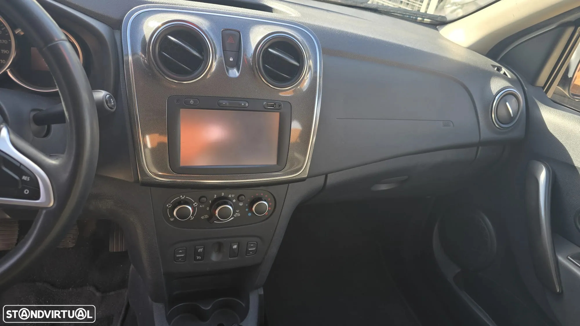 Dacia Sandero 0.9 TCe Stepway - 3