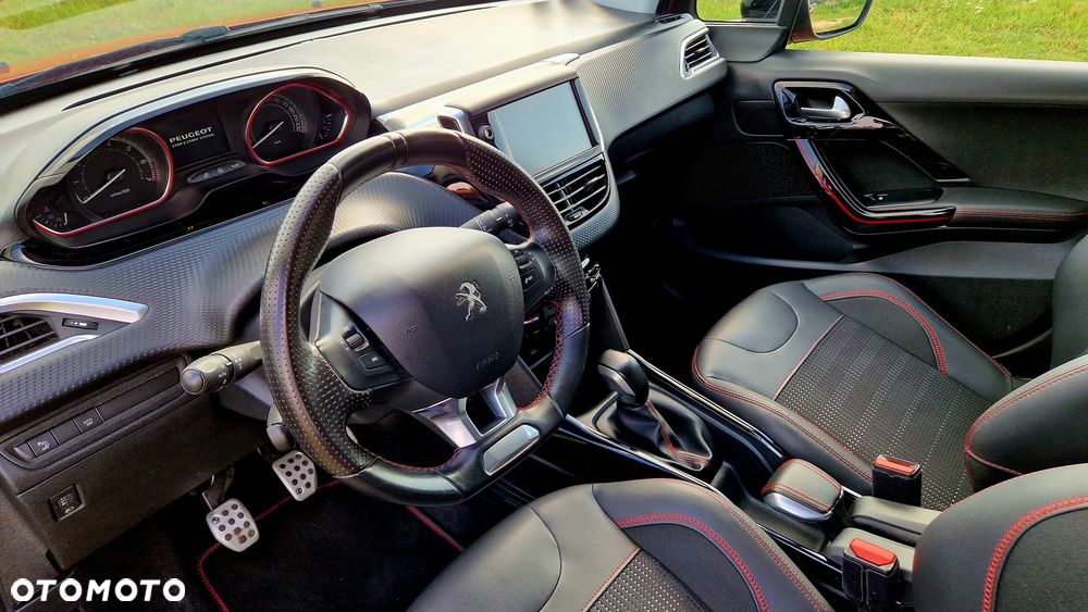 Peugeot 2008 PureTech 110 Stop&Start GT-Line Edition - 10