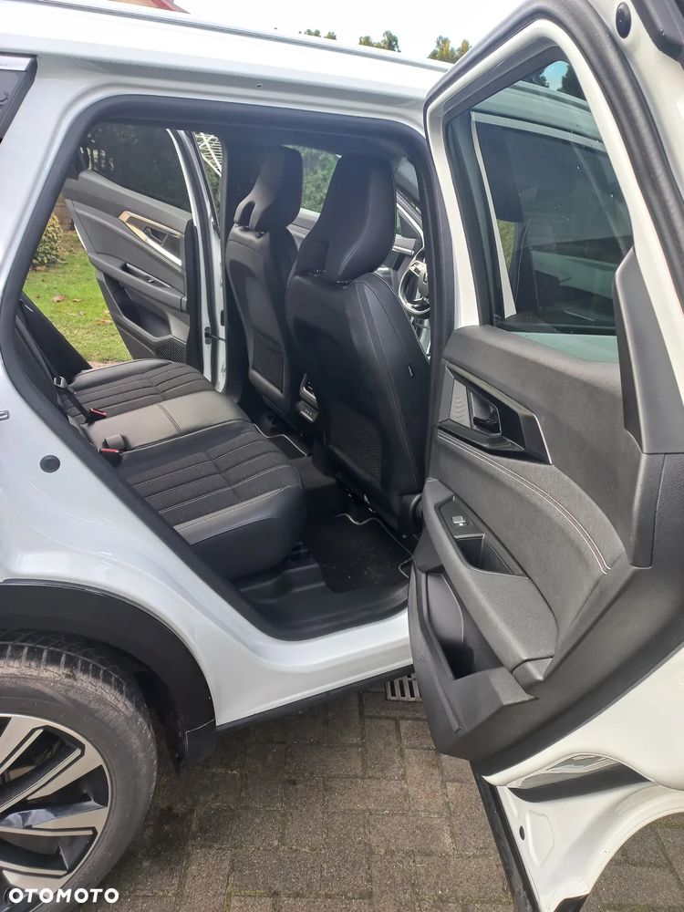 Renault Austral 1.3 TCe mHEV Iconic - 11