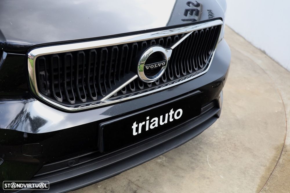 Volvo XC 40 2.0 D3 - 6