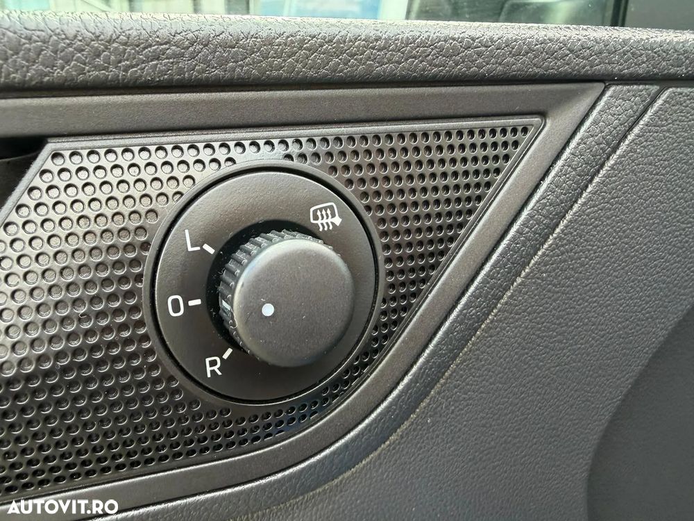 Skoda RAPID 1.0 TSI Style - 25