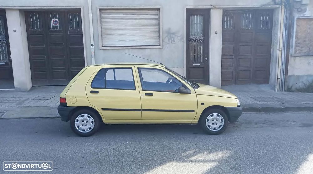 Renault Clio 1.2 RN - 9