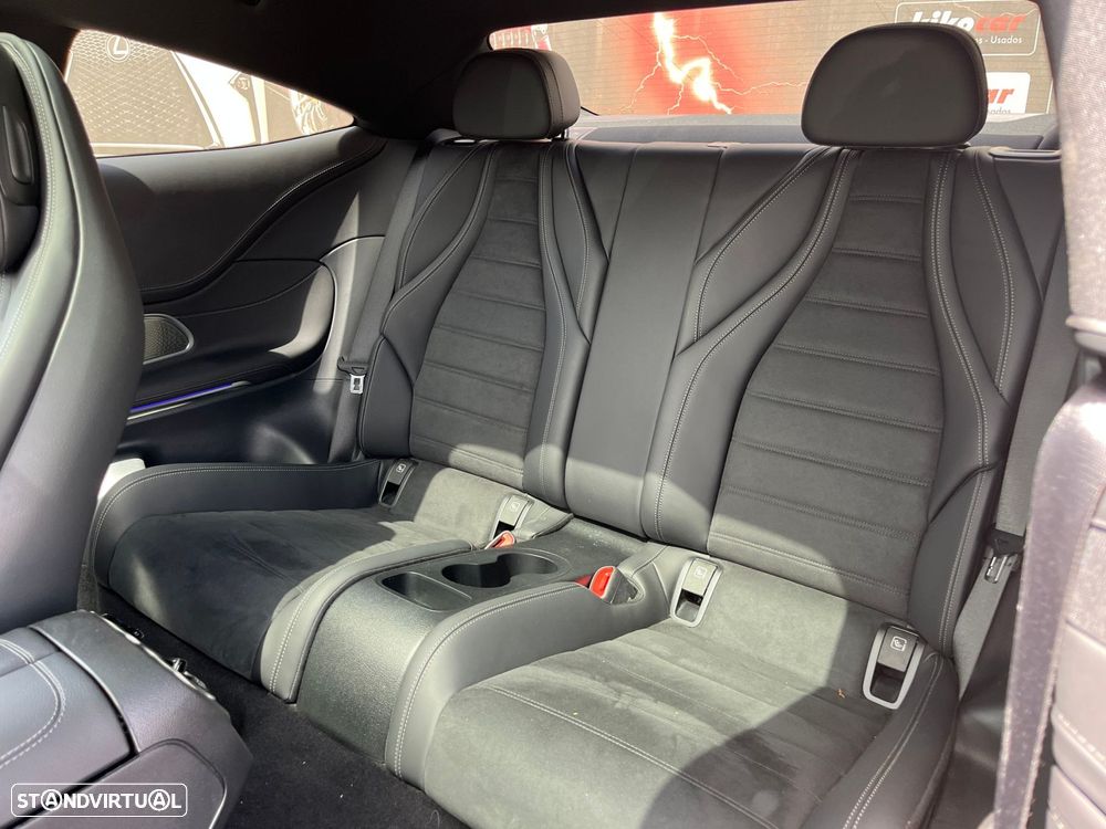 Mercedes-Benz CLE 300 e 9G-TRONIC Edition AMG Line - 28