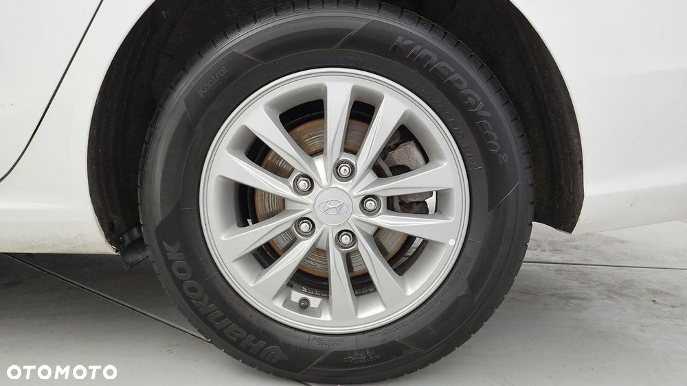 Hyundai i30 1.5 DPI Modern - 26