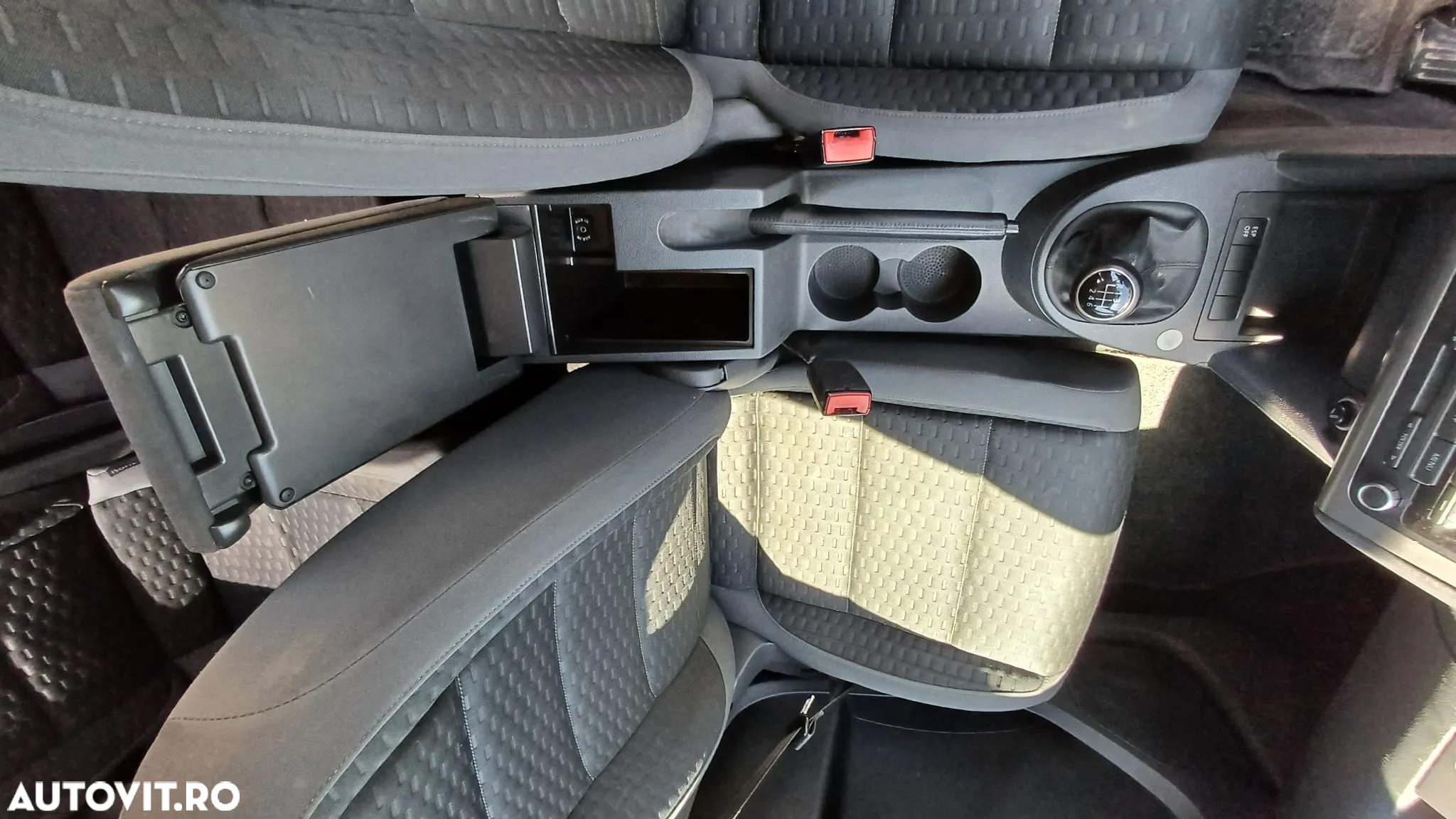 Volkswagen Touran 1.4 TSI Highline - 10