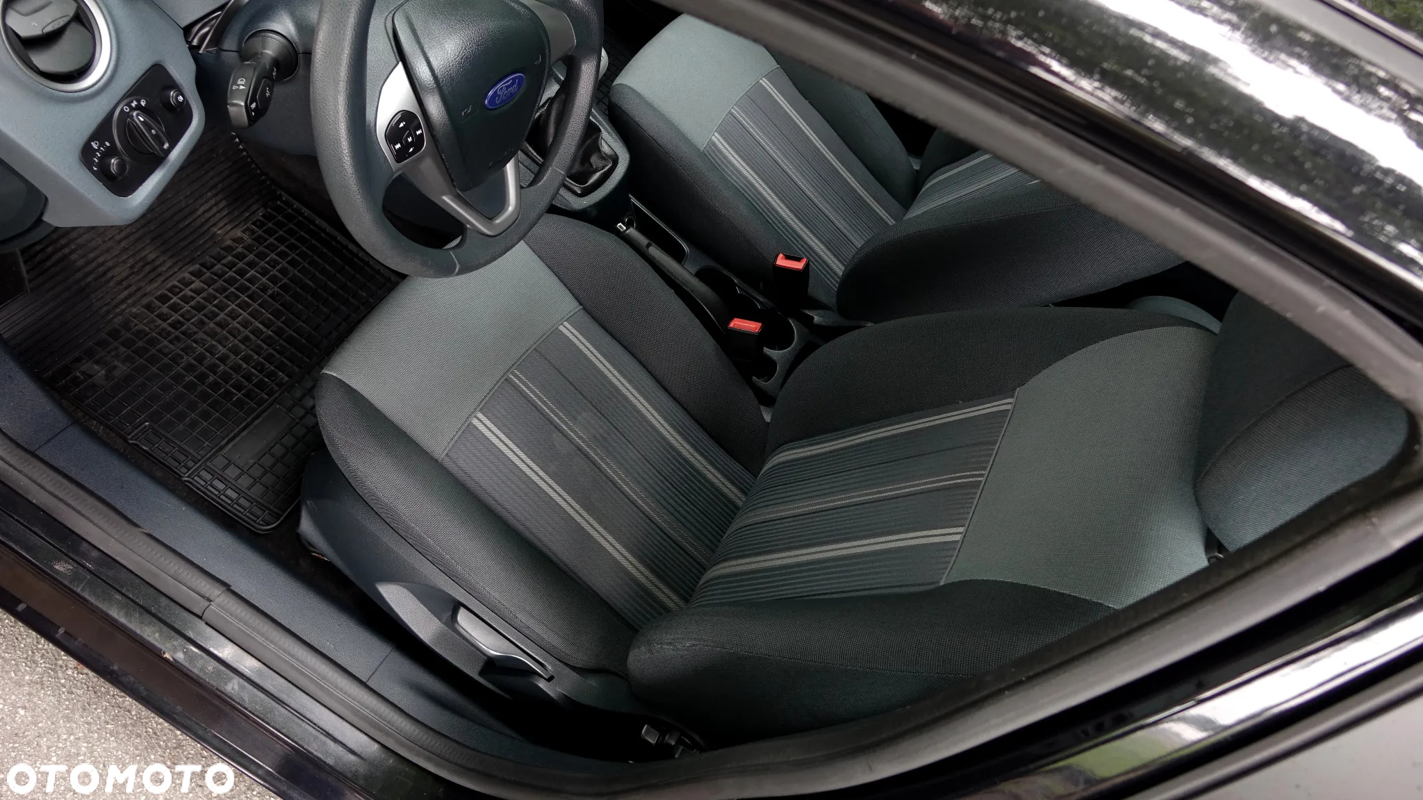 Ford Fiesta 1.25 Celebration - 5