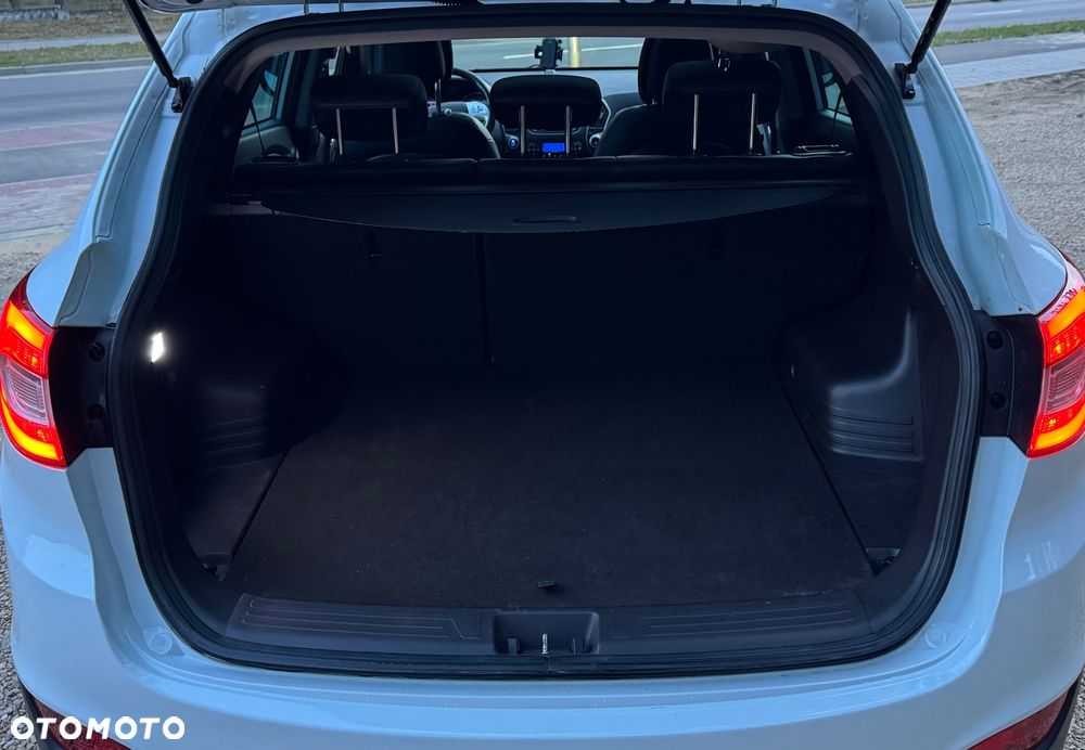 Hyundai ix35 2.0 CRDi 4WD Premium - 12