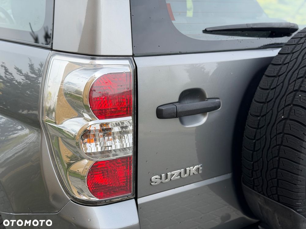 Suzuki Grand Vitara 1.6 - 10