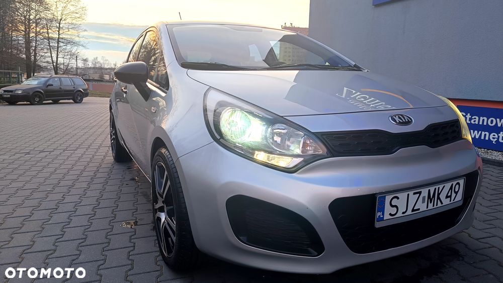 Kia Rio 1.1 crdi L - 14