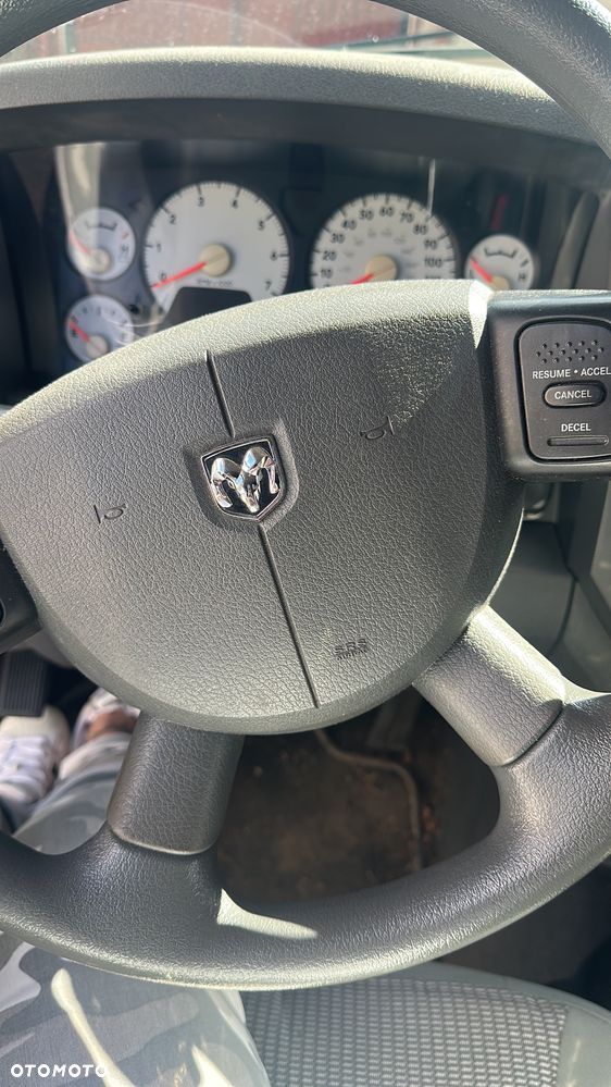 Dodge RAM - 13