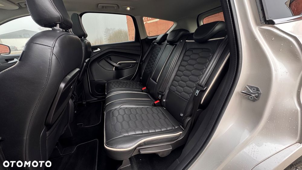 Ford Kuga Vignale 2.0 TDCi AWD - 33