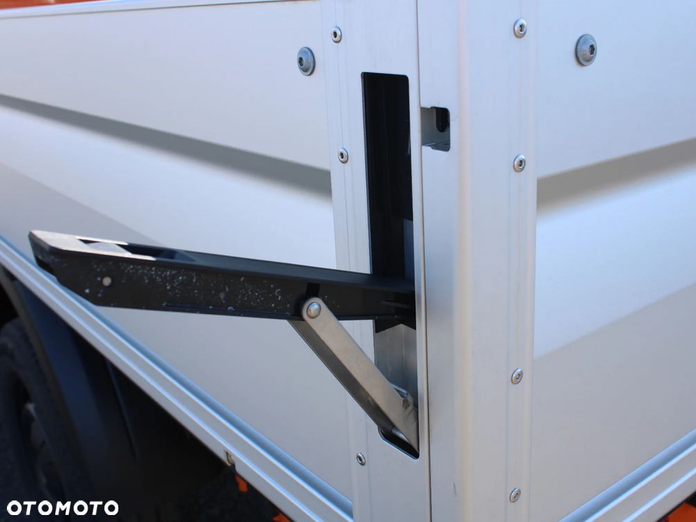 Volkswagen Crafter 35 Skrzyniowy - 14