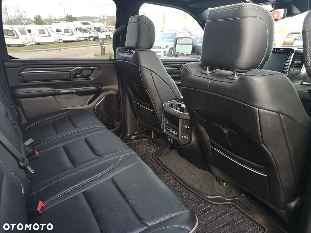RAM 1500 - 31