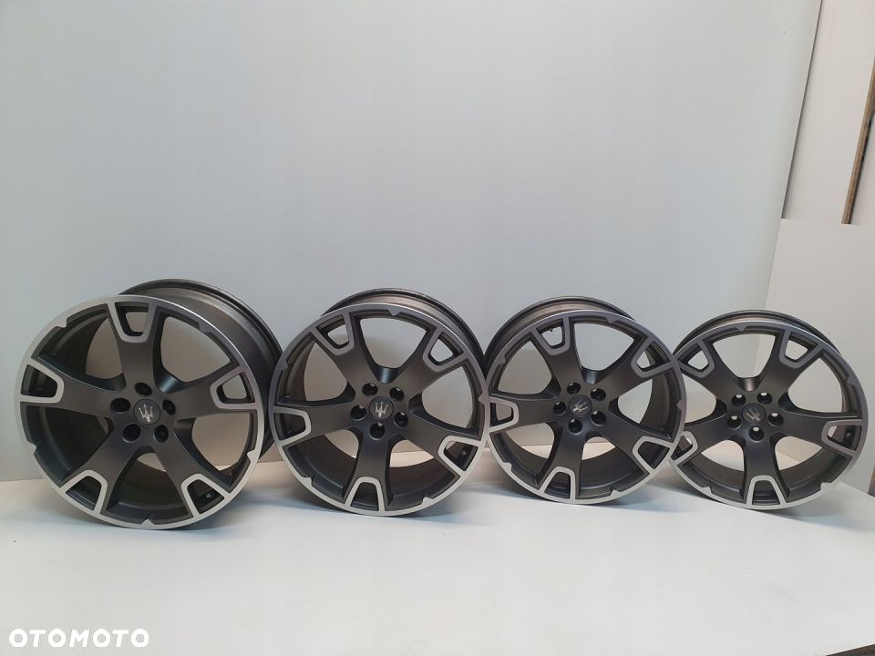 FELGI MASERATI LAVENTE 9JX20H2 ET40,5 5X114,3 - 1