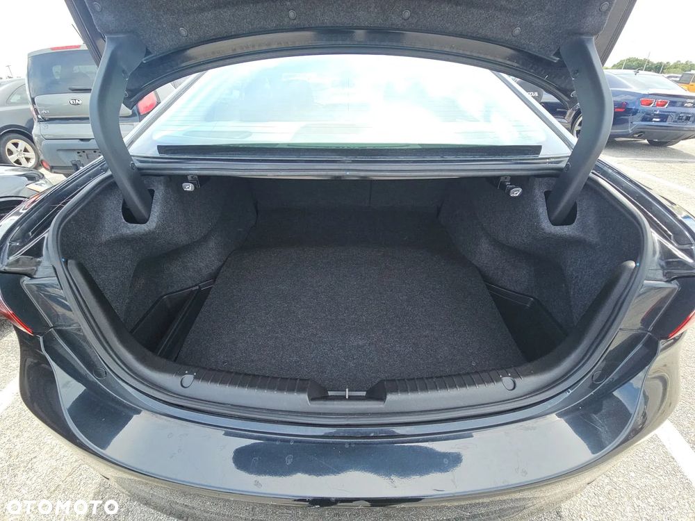 Mazda 6 - 12