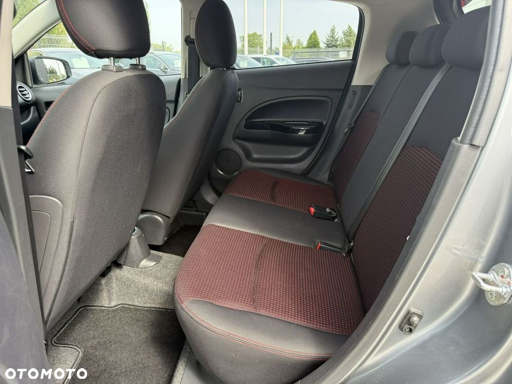 Mitsubishi Space Star 1.2 Intense CVT - 13