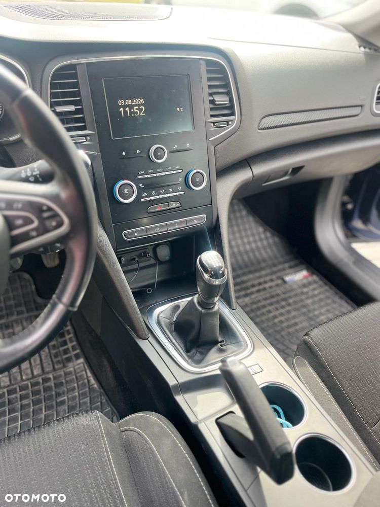 Renault Megane ENERGY TCe 130 EXPERIENCE - 12
