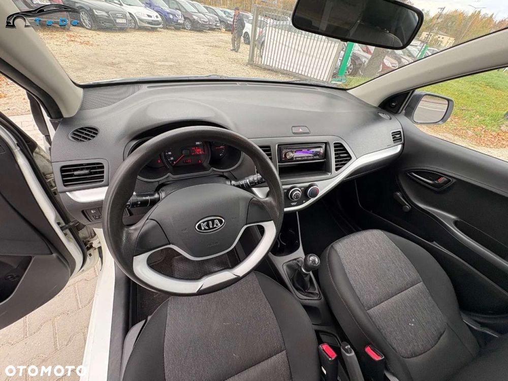 Kia Picanto 1.0 ISG Fifa World Cup Edition - 16
