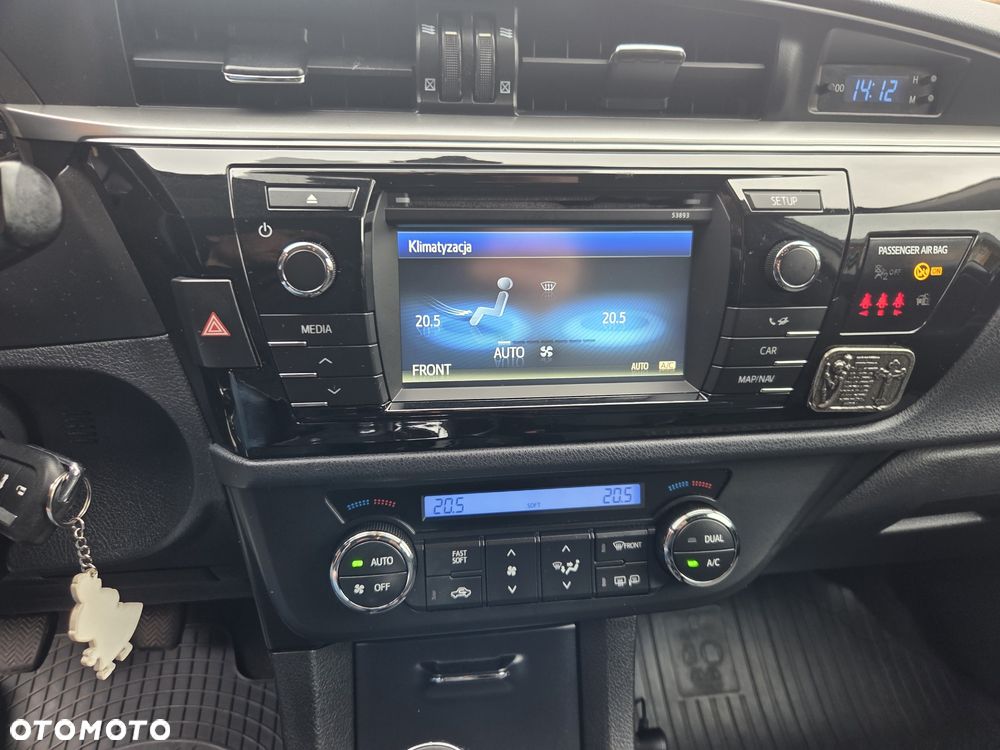 Toyota Corolla - 10