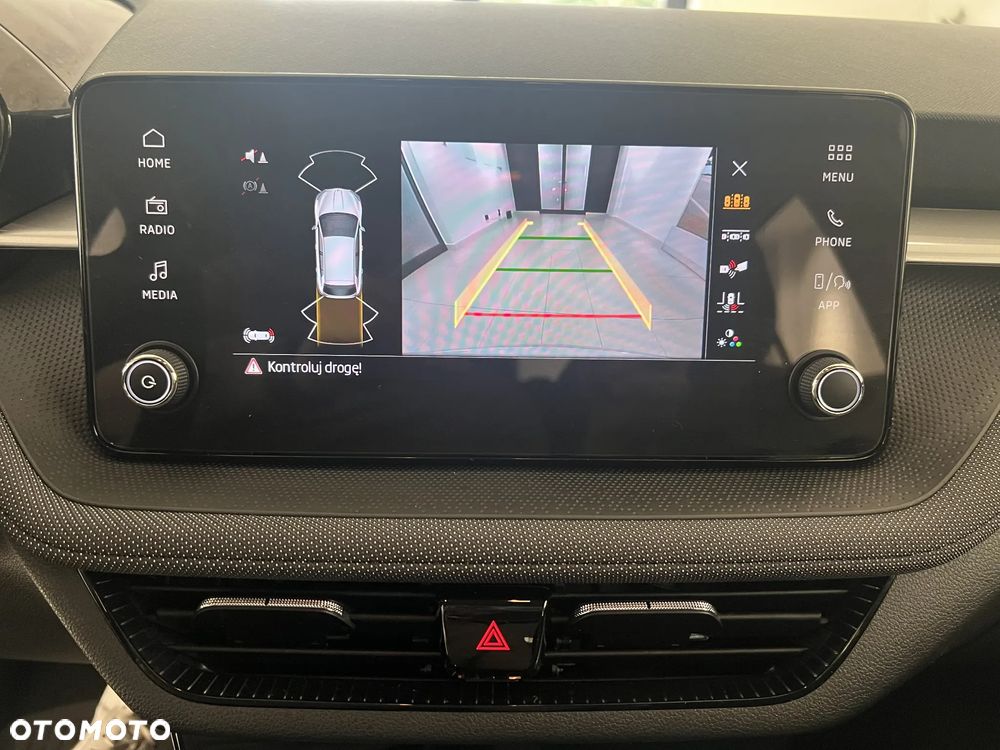 Skoda Fabia 1.0 TSI Selection DSG - 21