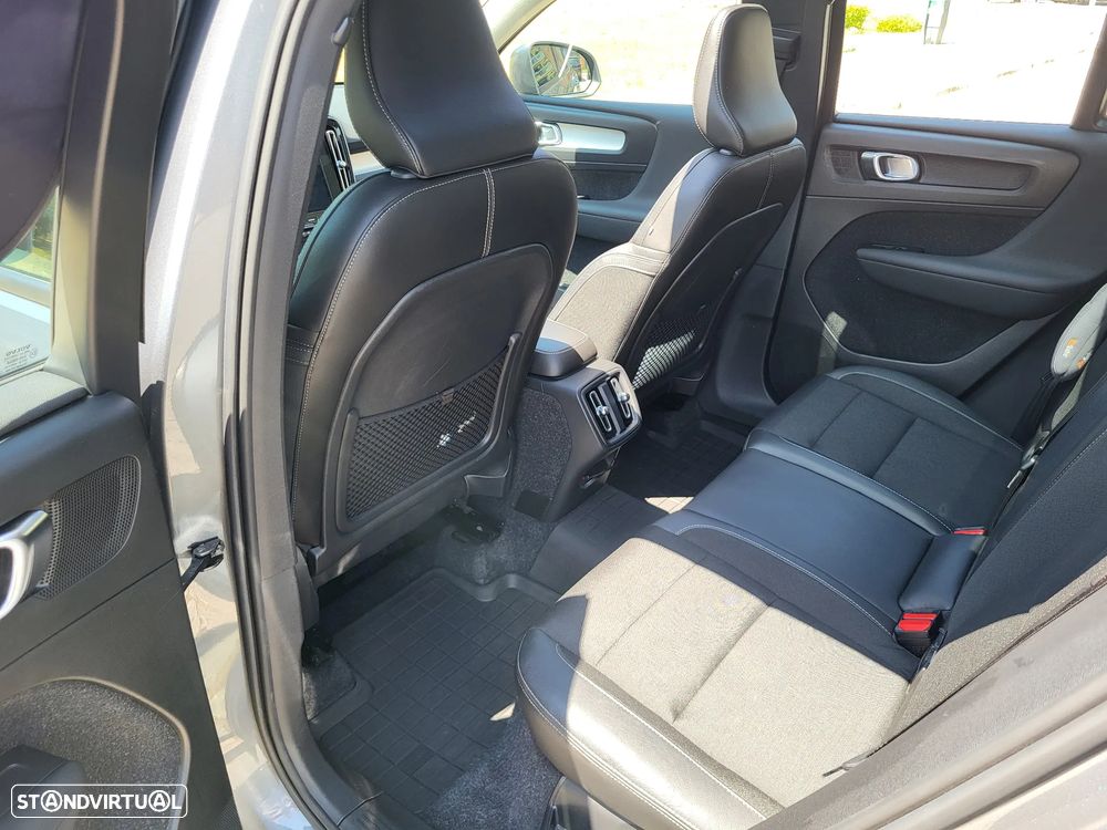 Volvo XC 40 1.5 T3 Tech Edition - 15