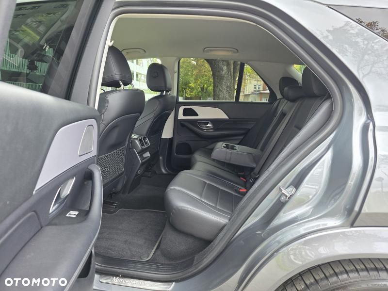 Mercedes-Benz GLE 300 d 4-Matic - 23