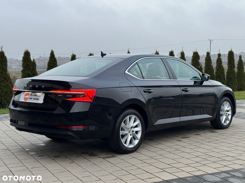 Skoda Superb 2.0 TDI Ambition DSG - 7